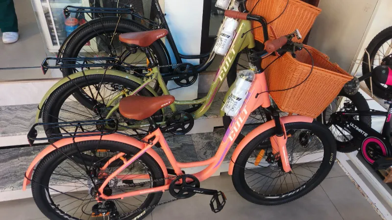 Bicicleta urbana marca Cult